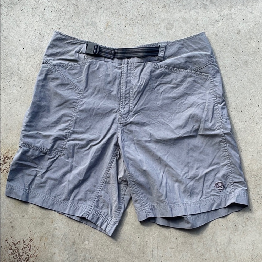 Mountain Hardwear belted hiking shorts gray XL